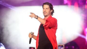 Ο Νίκος Οικονομόπουλος θα κινηθεί νομικά για την ακύρωση συναυλίας του στην Κέρκυρα