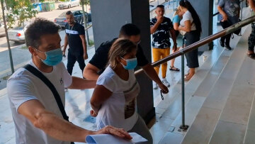 Θεσσαλονίκη: «Έχω μετανιώσει, δεν θέλω να μπω φυλακή», λέει η νεαρή που μαχαίρωσε την 27χρονη