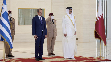 Στο Παλάτι του Κατάρ με τον Εμίρη Αλ Θάνι ο Μητσοτάκης - Δείτε βίντεο