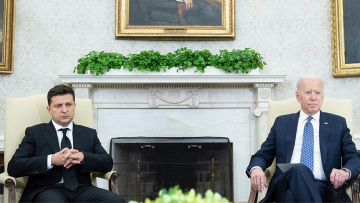 Συνομιλία Μπάιντεν-Ζελένσκι για τη Ζαπορίζια