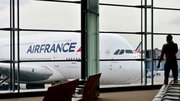 Γαλλία: Πιλότοι της Air France πιάστηκαν στα χέρια μέσα στο κόκπιτ στη διάρκεια πτήσης