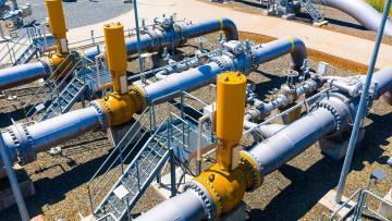 Μετά τη Γερμανία και το Βέλγιο βάζει πλαφόν στη θέρμανση και τον φωτισμό κτιρίων 