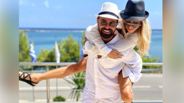 Ηλίας Βρεττός – Αναστασία Δεληγιάννη: Οι πρώτες εικόνες από τον γάμο το ζευγαριού