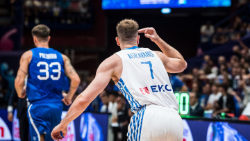 Αγραβάνης: «Χαίρομαι όταν παίζω, είναι διπλή χαρά όταν κερδίζουμε» 