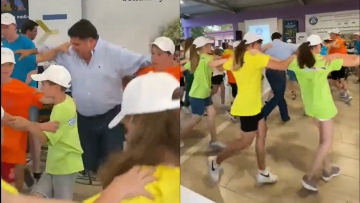 Τζορτζ Τσούνης: Χόρεψε χασαποσέρβικο με παιδιά προσφύγων από την Ουκρανία