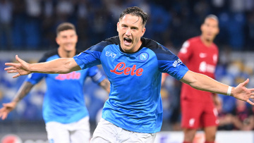 Champions League, Νάπολι-Λίβερπουλ 4-1: «Ισοπέδωσε» την αγνώριστη ομάδα του Κλοπ - Δείτε τα γκολ