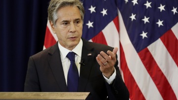 Αντονι Μπλίνκεν: «Η Ρωσία ενεργεί με αποτρόπαιο τρόπο»
