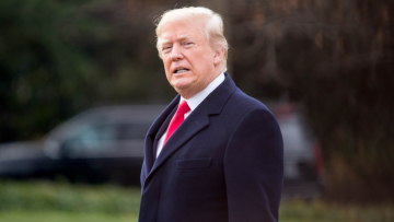 Ο Τραμπ υποκίνησε τον όχλο των υποστηρικτών του, συμπέρανε η επιτροπή για την εισβολή στο Καπιτώλιο