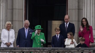 Βασίλισσα Ελισάβετ: Το «Πλατινένιο Ιωβηλαίο» και το σημάδι που προμήνυε το τέλος