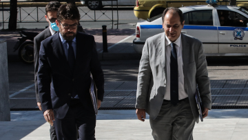 O ΣΥΡΙΖΑ κατήγγειλε στον Άρειο Πάγο παρακολούθηση του τηλεφώνου του Σπίρτζη