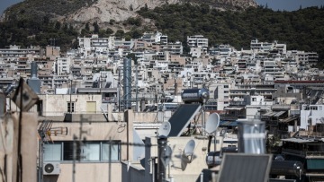 Ακίνητα: Εάν «μπαίνετε» στο σπίτι του «διπλανού» σας ξεχάστε οποιαδήποτε μεταβίβαση