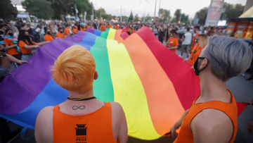 Θεσσαλονίκη: Ο εμπορικός Σύλλογος καλεί τις επιχειρήσεις σε μείωση τιμών, ενόψει Europride