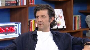 Μιχάλης Οικονόμου για τον γάμο με τον σύντροφό του: «Φοβάμαι μην καπελώσει τη δουλειά μου»