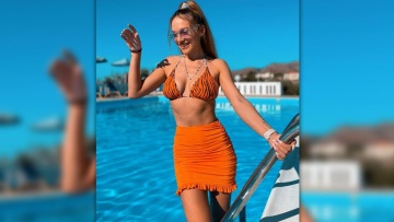 Τάνια Μπρεάζου: Έβαψε τα μαλλιά της ξανθά αλλά λέει ότι... είναι έξυπνη