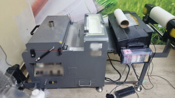 Πάτρα: Πέντε συλλήψεις για χιλιάδες μαϊμού ρούχα 