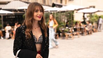 Emily in Paris: Επιστρέφει στο Netflix - Δείτε φωτογραφίες από την τρίτη σεζόν