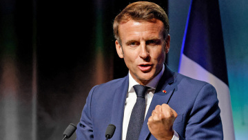 Ιταλία - Μακρόν: Σεβόμαστε την ψήφο των πολιτών - «Είμαστε φίλοι, η συνεργασία πρέπει να συνεχιστεί»