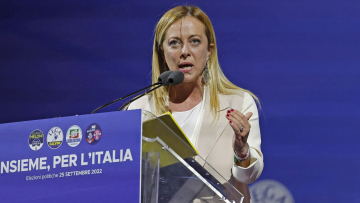 Μελόνι: Μην πιστεύετε τα ψέματα που κυκλοφορούν, η κυβέρνηση θα είναι υψηλού επιπέδου