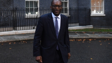 Βρετανία: Είμαστε προσηλωμένοι στη δημοσιονομική πειθαρχία, λέει στους τραπεζίτες ο ΥΠΟΙΚ