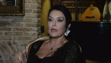 Ελένη Φιλίνη: «Ήμουν 8 χρονών στο λεωφορείο και κάποιος με χούφτωσε» 