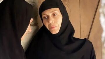 Μαύρο Ρόδο: Έκανε πρεμιέρα - Η αποθέωση στο Twitter και η καθηλωτική Κατερίνα Διδασκάλου