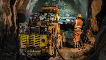 Φωκίδα: 40χρονος από τη Λαμία ο νεκρός σε στοά μεταλλείου Βωξίτη - Απεγκλωβίστηκαν άλλοι τρεις εργαζόμενοι