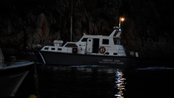 Διπλή επιχείρηση διάσωσης του Λιμενικού σε Λέσβο και Κύθηρα – Τουλάχιστον 15 μετανάστες νεκροί (Δείτε βίντεο)