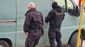 Θεσσαλονίκη: Έδεσαν τον υπάλληλο και τον χτυπούσαν, λέει ο ιδιοκτήτης του καταστήματος που έγινε η ληστεία φιάσκο