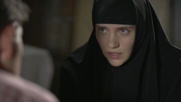 Μαύρο Ρόδο: O Πέτρος επιχειρεί να μιλήσει για πρώτη φορά με την Ελισάβετ