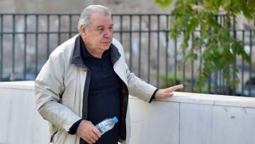 Τάσος Χαλκιάς: Εκνευρισμένος ξανά με τους δημοσιογράφους ο ηθοποιός - «Εσείς φταίτε» 