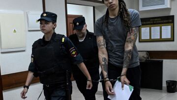 Μπάιντεν: «Θα συναντηθώ με τον Πούτιν στη G20 αν απελευθερώσει την Γκράινερ»