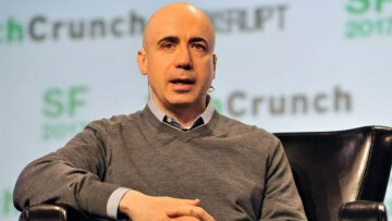 Γιούρι Μίλνερ: Ποιος είναι ο Ρώσος μεγιστάνας της Σίλικον Βάλεϊ που γύρισε την πλάτη του στον Πούτιν