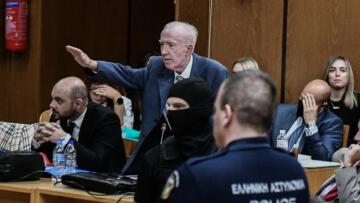 Δίκη Χρυσής Αυγής: Εισαγγελική έρευνα για τον ναζιστικό χαιρετισμό του Κωνσταντίνου Πλεύρη
