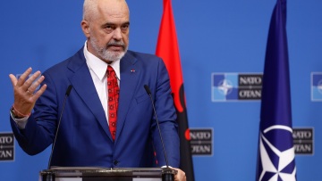 Ράμα: Η Ελλάδα «εξαπάτησε» για να ενταχθεί στην Ευρωπαϊκή Ένωση