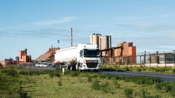 Γαλλία: Συνεχίζεται η απεργία στην TotalEnergies - Η κυβέρνηση ζητά από τους εργαζόμενους «να μην μπλοκάρουν τη χώρα»