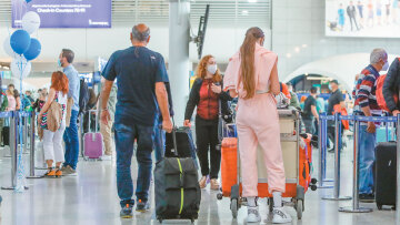 Κικίλιας: Η χρονιά για τον τουρισμό θα κλείσει με 3 δισ. ευρώ παραπάνω	