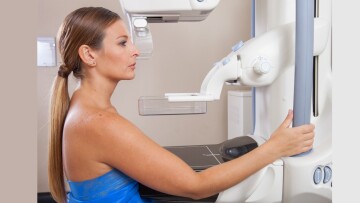 Με το πρόγραμμα «Φώφη Γεννηματά» πάνω από 4.000 γυναίκες πέτυχαν έγκαιρη διάγνωση του καρκίνου του μαστού