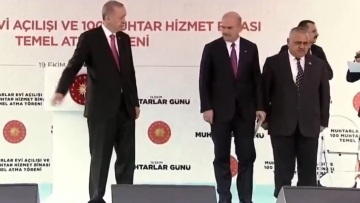 Ρετζέπ Ταγίπ Ερντογάν: Το νεύμα προς τον Σουλεϊμάν Σοϊλού που έγινε viral