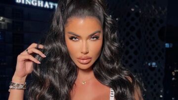 Ιωάννα Μπέλλα: Απαντά στους επικριτές της για το photoshop στο εξώφυλλό της