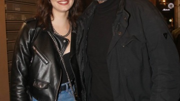 Κώστας και Τζένη Καζάκου: Πατέρας και κόρη σε κοινή θεατρική έξοδο