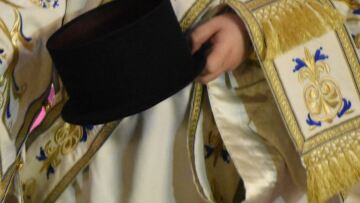 Θρίλερ με τον θάνατο αρχιμανδρίτη στην Κυψέλη - Απαγχονισμένος στο διαμέρισμά του