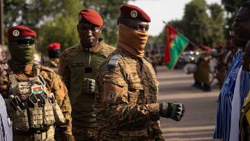 Η Μπουρκίνα απορρίπτει τις κατηγορίες του Παρατηρητηρίου Ανθρωπίνων Δικαιωμάτων περί σφαγής αμάχων 