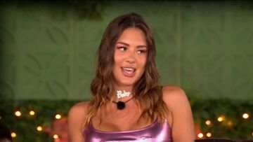 Love Island: Παίκτρια αποκαλύπτει ότι συνευρέθηκε ερωτικά με έναν άνδρα... 17 φορές την ίδια μέρα