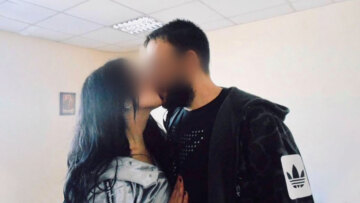 Επίθεση με καυστικό υγρό στην Κρήτη - Κούγιας: Η 38χρονη το έριξε ενώ ο 36χρονος κοιμόταν