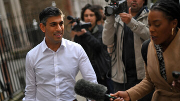 Ρίσι Σούνακ: Ο «Ινδός Τζον-Τζον» θα γίνει ο Ομπάμα της Βρετανίας;