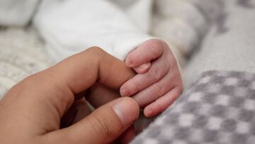 Ινδία: 23χρονη σε κώμα εδώ και επτά μήνες γέννησε ένα υγιέστατο κοριτσάκι