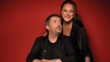 Σπύρος Παπαδόπουλος - Ρένια Λουϊζίδου: Μαζί στο θεατρικό σανίδι, 30 χρόνια μετά τους «Απαράδεκτους»