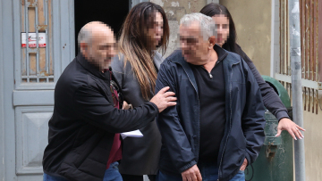 Επίθεση με καυστικό υγρό στην Κρήτη: Πώς ο οδηγός ταξί βοήθησε την 38χρονη να κρυφτεί μετά την επίθεση  