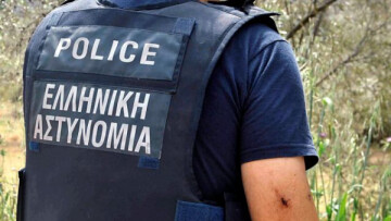 Χανιά: 56χρονος μαχαίρωσε αστυνομικό την ώρα που πήγε να τον συλλάβει