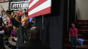 Ενδιάμεσες εκλογές στις ΗΠΑ: Κλίμα διχασμού μετά τις καταγγελίες Τραμπ για νοθεία στην αναμέτρηση το 2020 